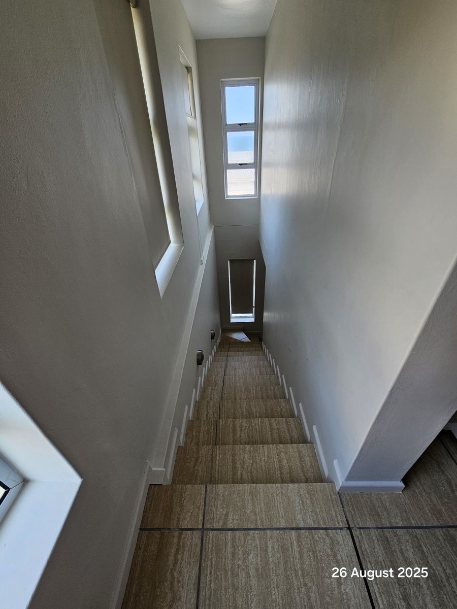 6 Bedroom Property for Sale in Jongensfontein Western Cape